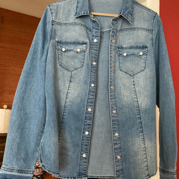 CHIQLE LIGHTBLUE WESTERN POINTED YOKES DENIM SHIRT - Picture 3 of 7